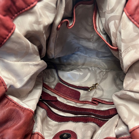 Y2K Cinched Soft Leather, Hobo Style Bag - Picture 7 of 11